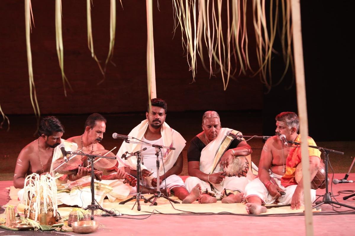 Jayakumar Gopinath (extreme left) staging Pulluvanpattu with members of his family at an event organised in connection with World Music Day in New Delhi