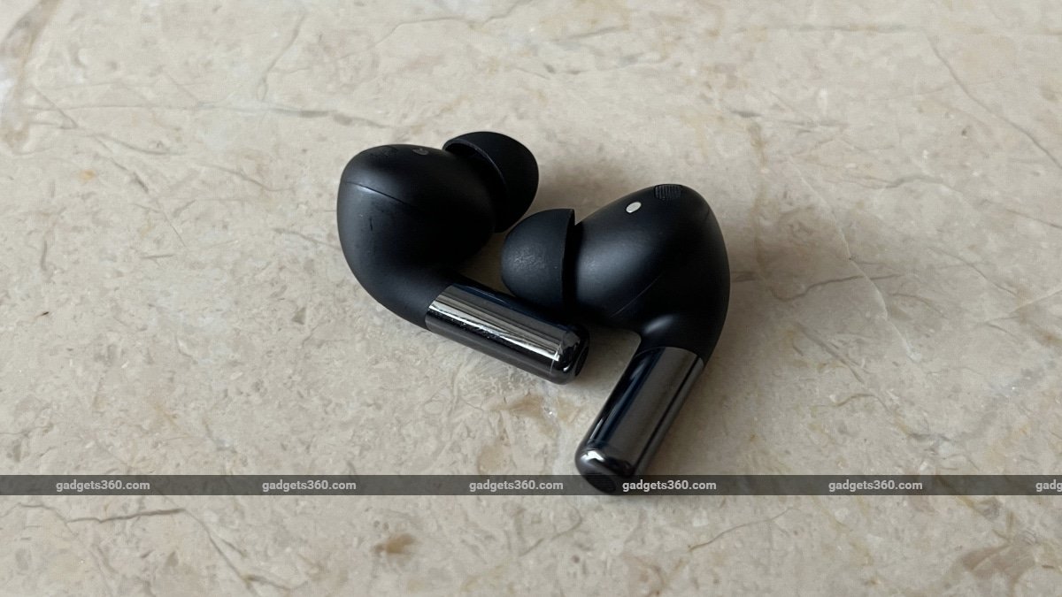 oneplus buds pro 2 review earpieces OnePlus