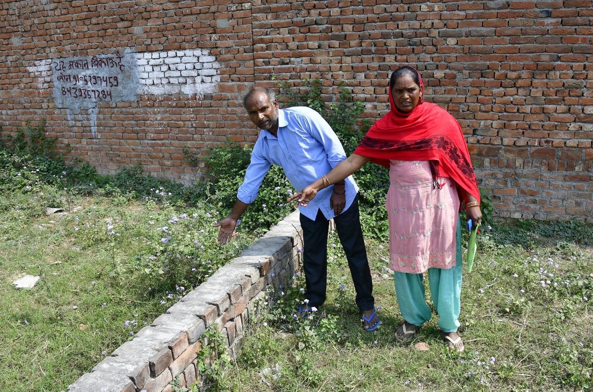 Site of attack: Avdesh and Kusum Gangwar, whose two-year-old daughter Pari was mauled to death by a dog on February 28 outside their rented one-room basement accommodation in Uttar Pradesh’s C.B. Ganj in Bareilly. R.V. MOORTHY